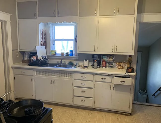 Building Photo - VIDEOTOUR: Charming 3-bedroom home in Quiet Neighborhood. PETS WELCOME