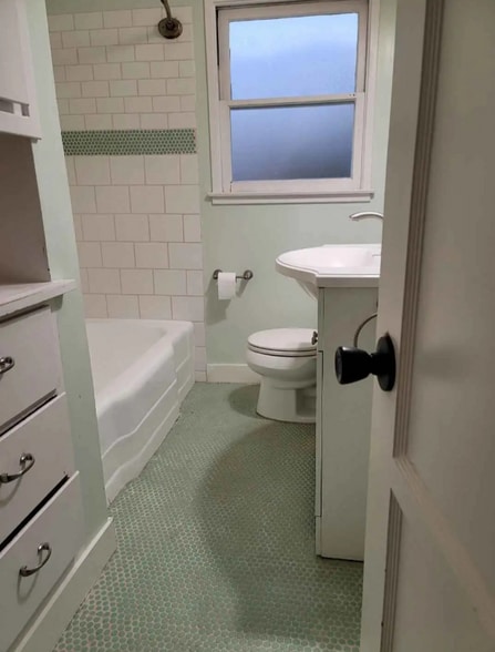 Building Photo - 2794 Magnolia St