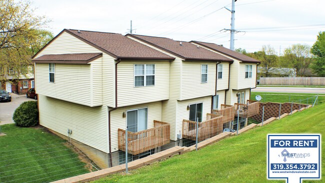 Building Photo - 2401 Shady Glen Ct
