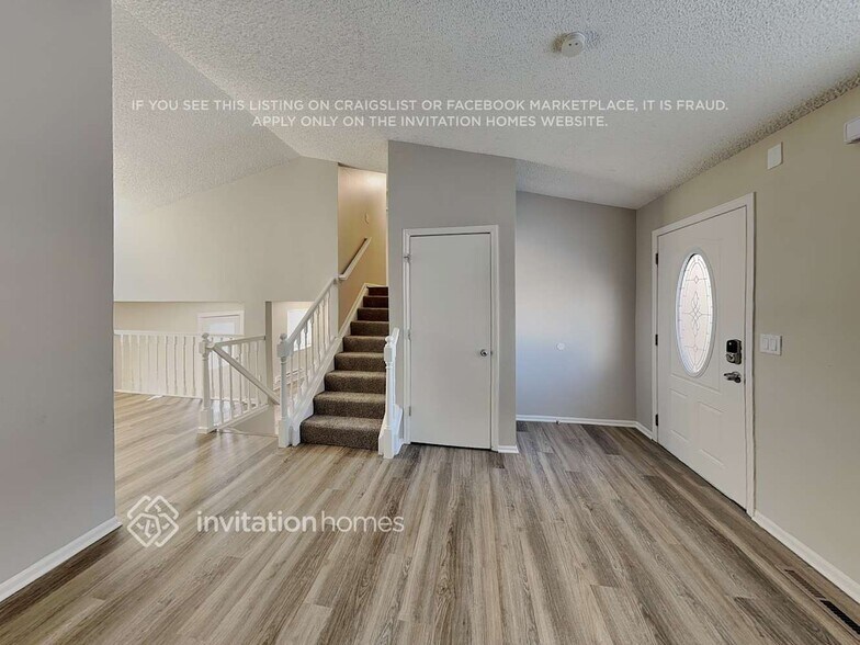 Building Photo - 8661 Red Clover Ct