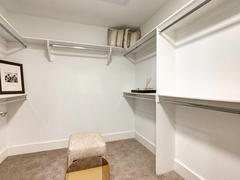 Building Photo - 1330 Federal Ave