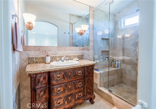 Building Photo - 14 Rowan Dr