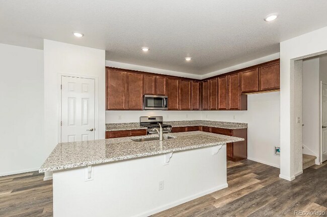 Building Photo - 15642 E Otero Ave