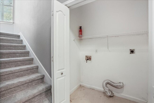 Building Photo - 11203 Ranch to Market Rd 2222