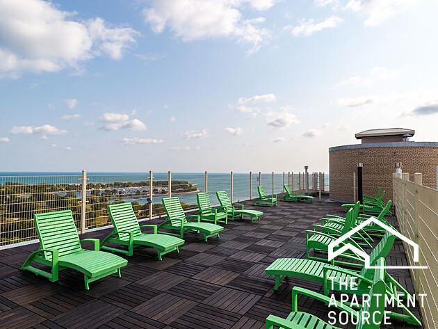 Building Photo - 3950 N Lake Shore Dr