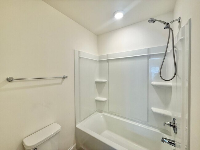 Building Photo - 1826 Grassy Falls Ln