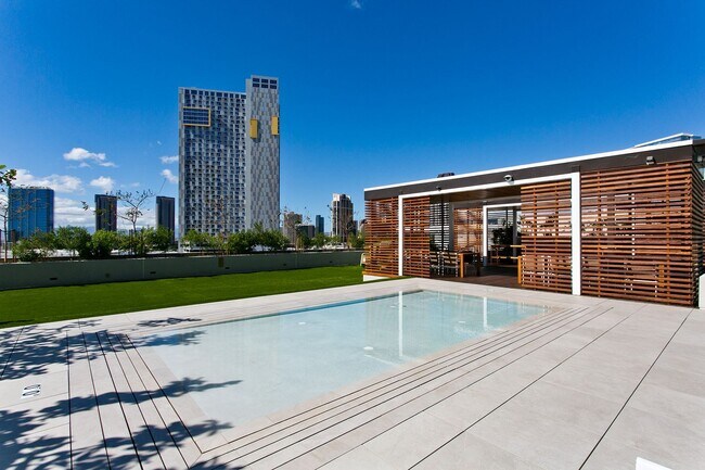 Building Photo - A'ali'i 2516 - Furnished Studio