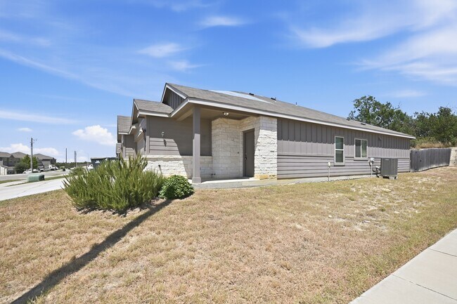 Building Photo - 1733 Davidson Rnch Dr