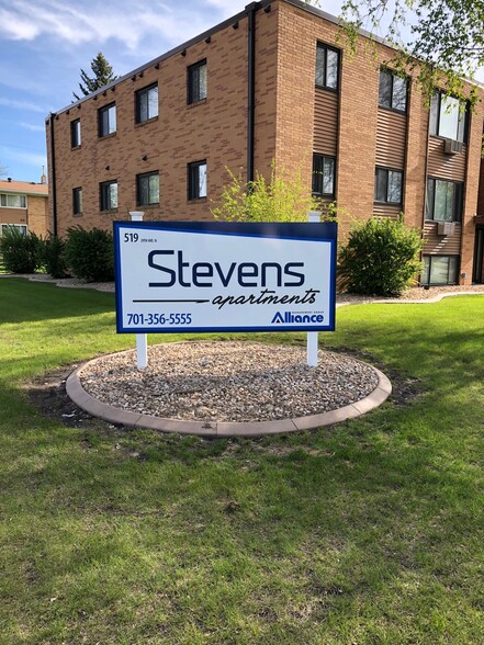 Stevens - Collective Apartments in North Fargo