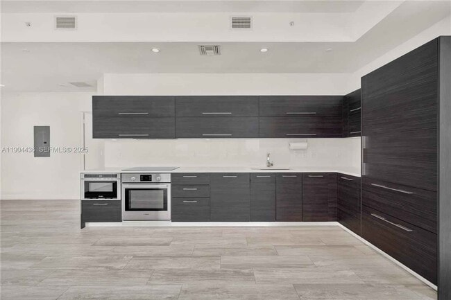 Building Photo - 45 SW 9th St