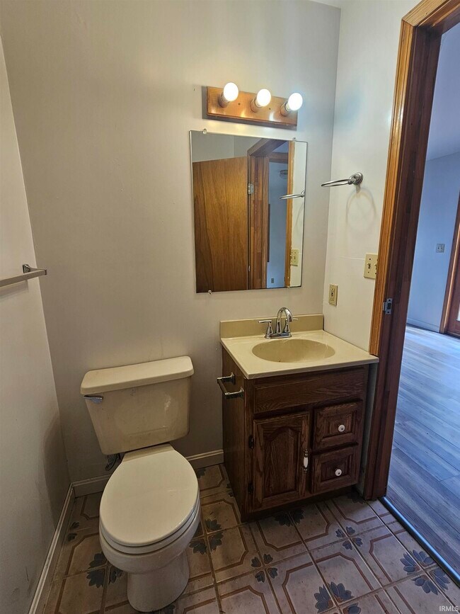 Building Photo - 128 N Roosevelt St