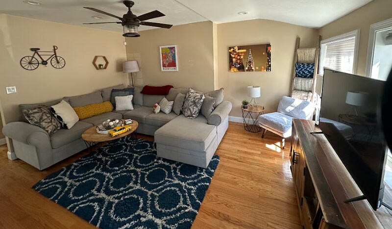 Building Photo - 1058 S Franklin St