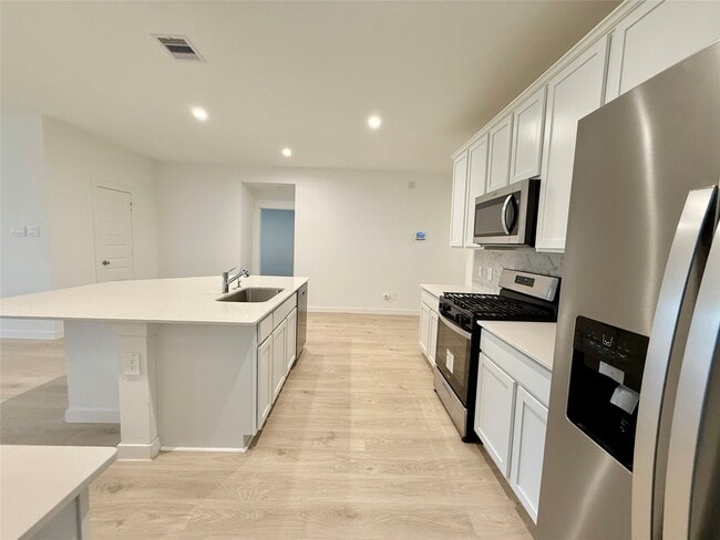 Building Photo - 31611 Farlam Farms Trl