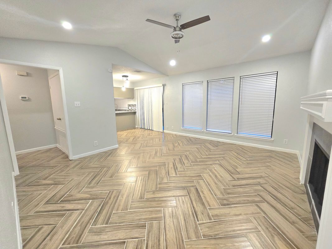 Building Photo - 1417 Hyridge Cir