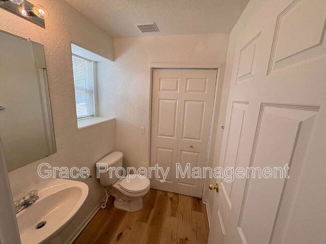 Building Photo - 5770 N Argonne St