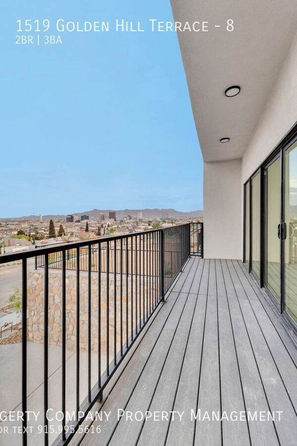 Building Photo - 1519 Golden Hill Ter