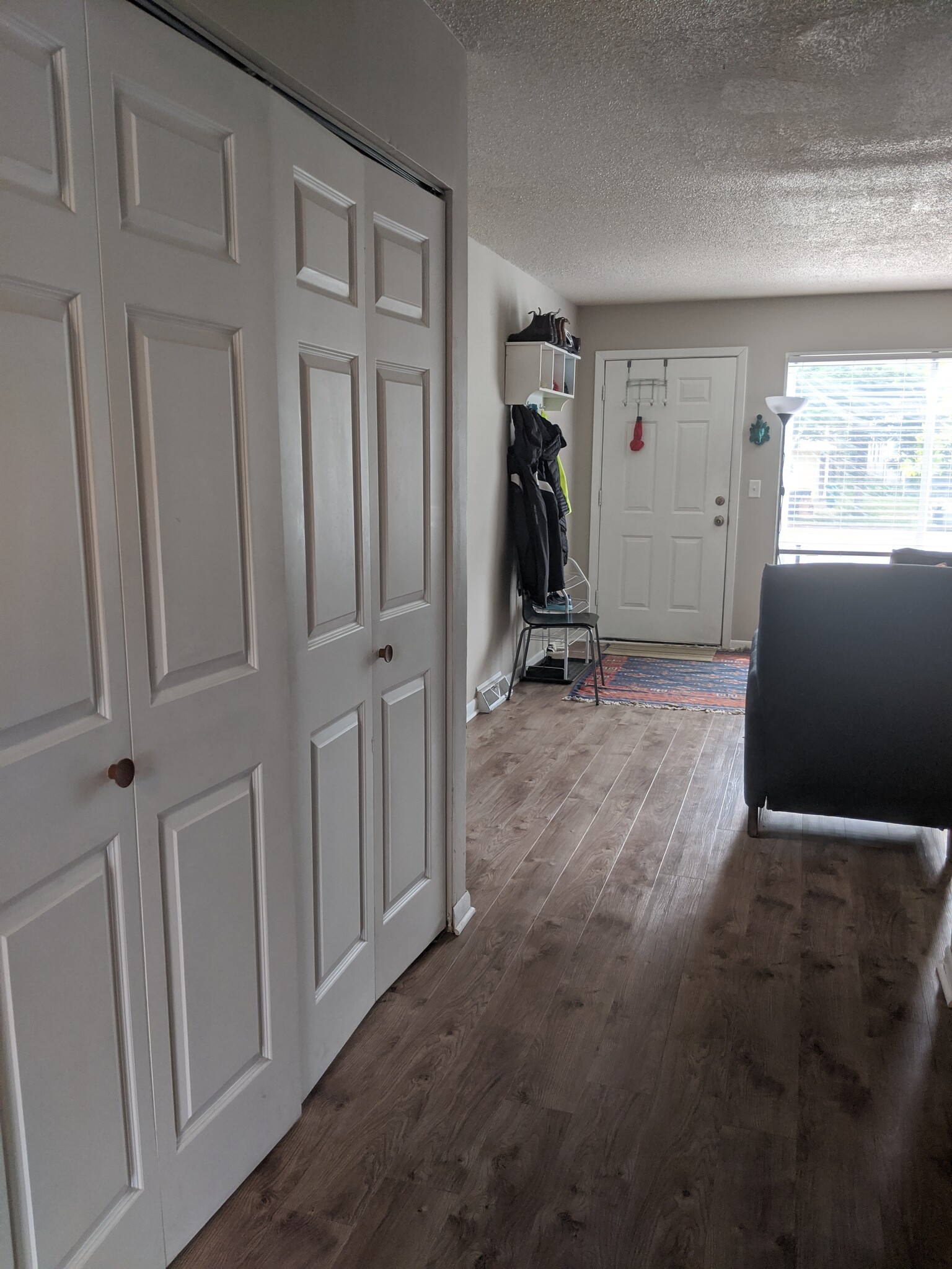 hallway between kitchen and family room - 2210 26th Ave S