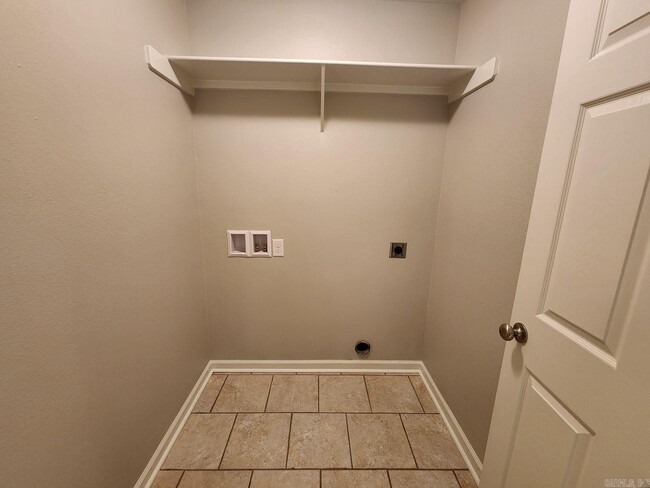 Building Photo - 3553 Terrace Hill Ct