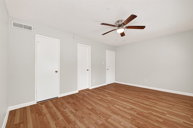 Building Photo - 17421 Ranch Country Rd