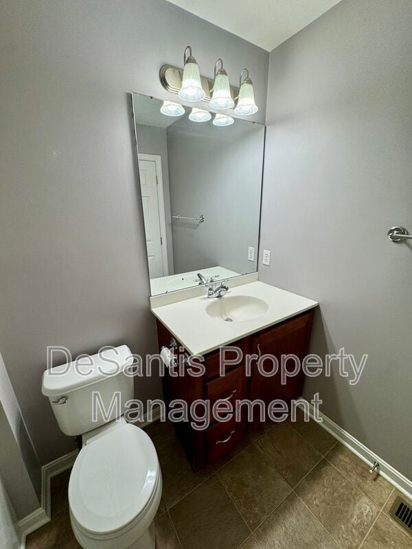 Building Photo - 307 Marshall Heights Dr