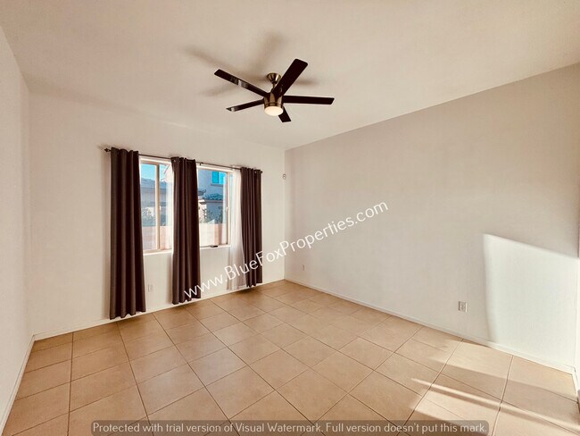 Building Photo - 198 E Woolystar Ct