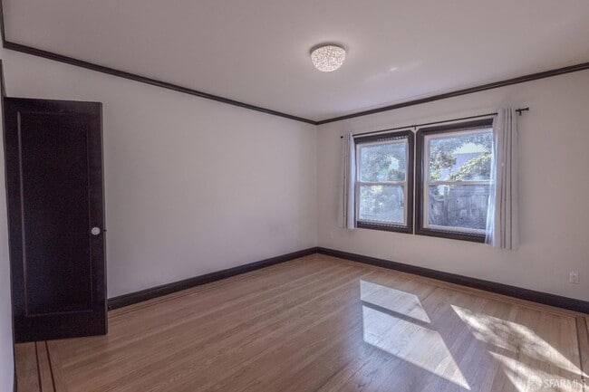 Building Photo - 212 Tocoloma Ave