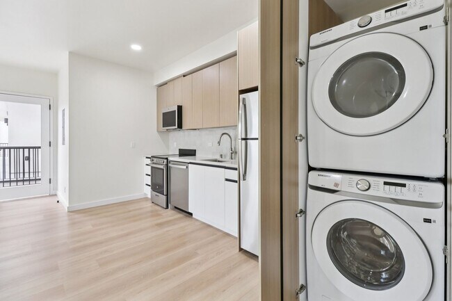 Building Photo - 4456 30th Street - North Parks Elevated Spanish Style Community