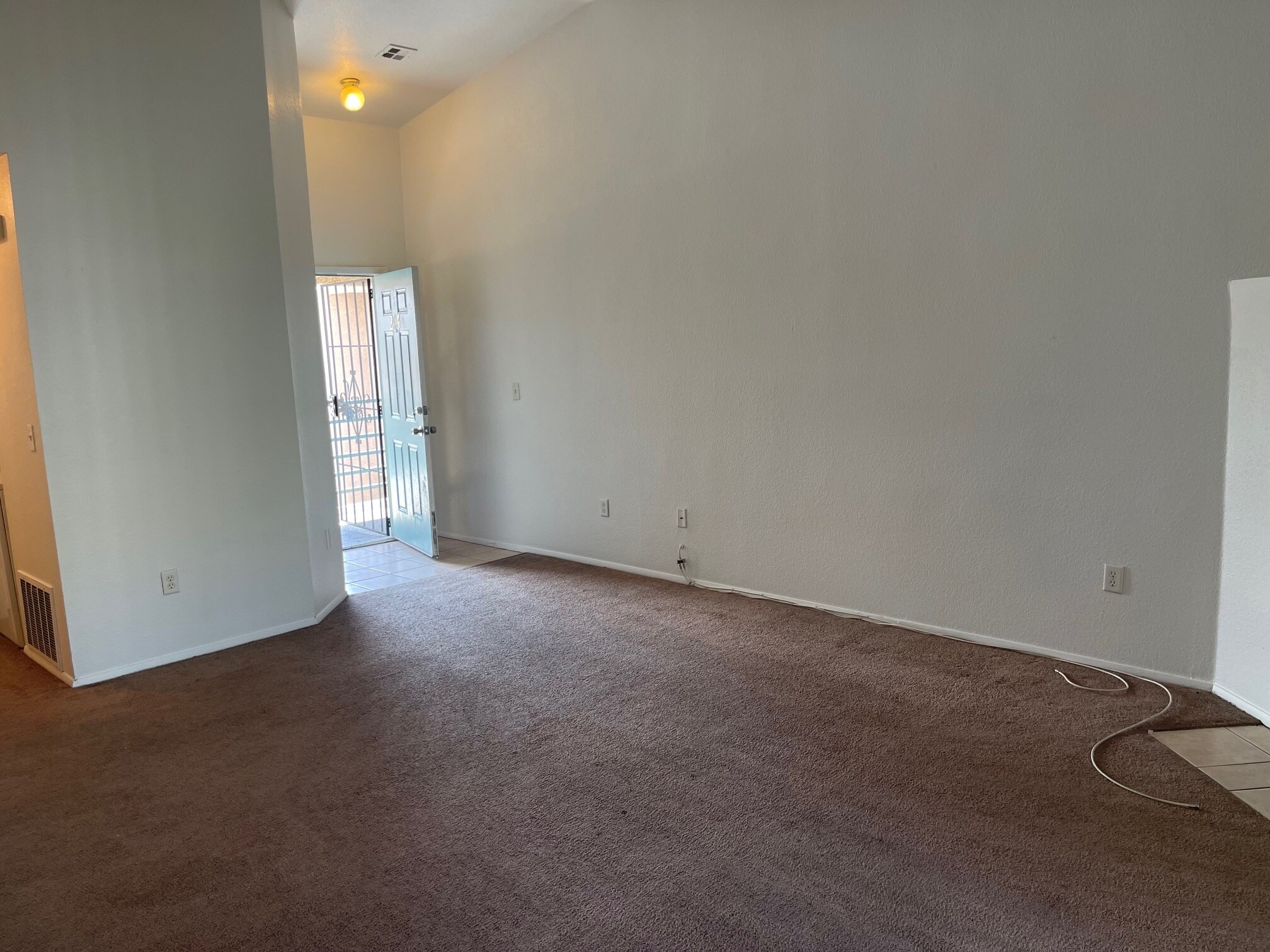 Building Photo - 2180 Pinetop Ln