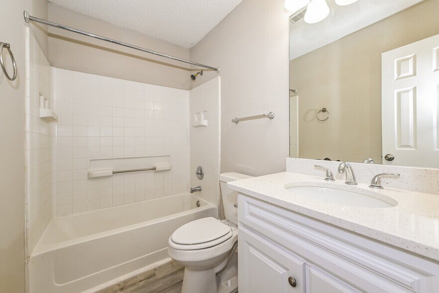 Building Photo - 711 Calico Jack Way