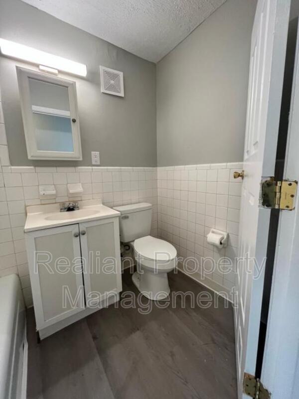 Building Photo - 2133 Will Fant Dr