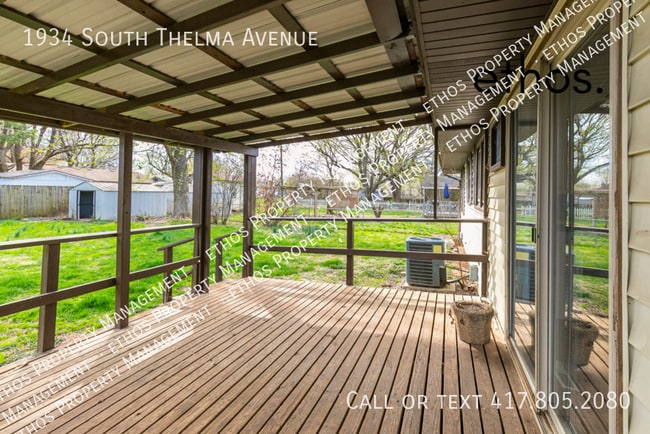 Building Photo - 1934 S Thelma Ave