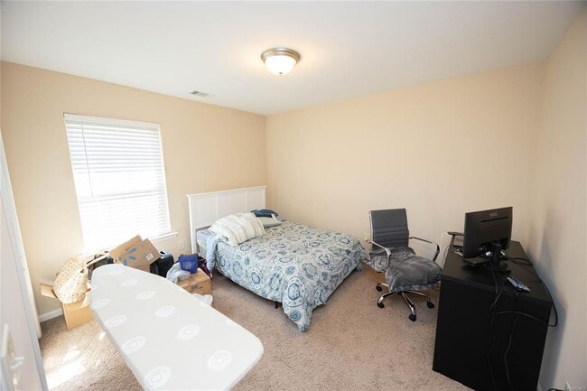 Building Photo - 439 Buena Vista Wy