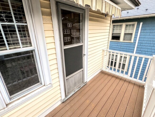 Building Photo - 22 Roseway St
