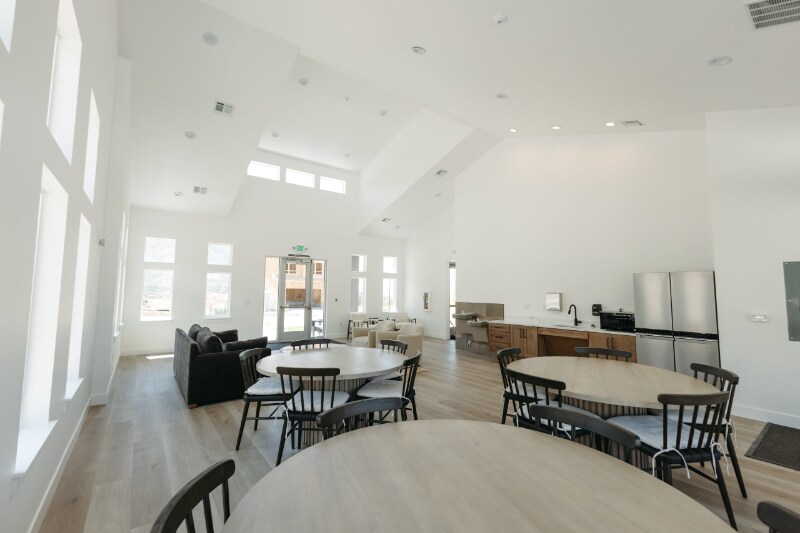 Building Photo - 4777 Alder Dr