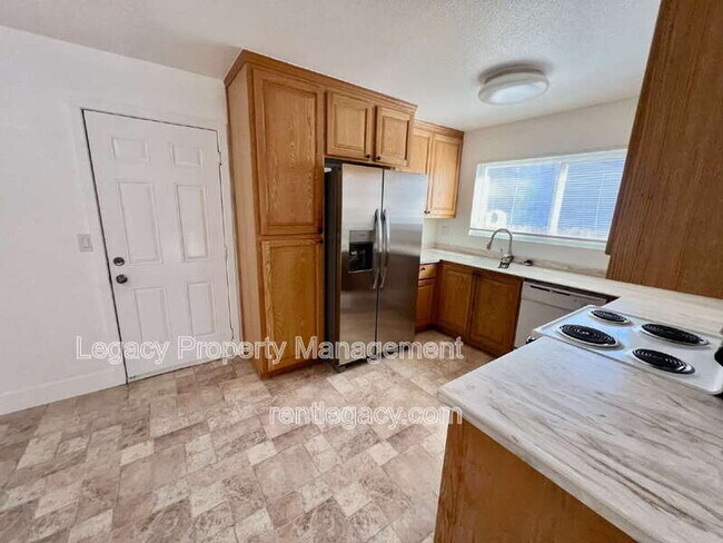 Building Photo - 2459 Gulf Dr