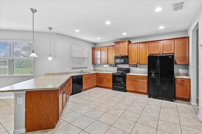 Building Photo - 1527 Angler Avenue