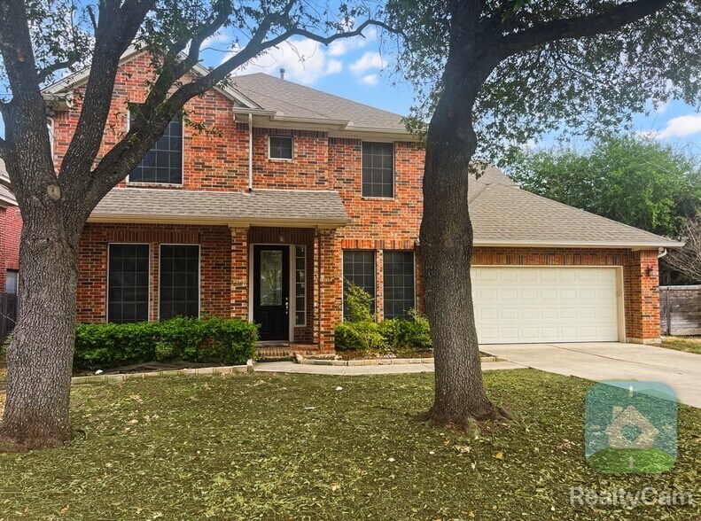 Building Photo - 15201 Calaveras Dr