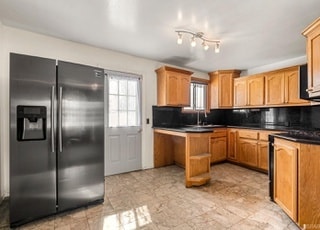 Building Photo - 9999 Empire Rd