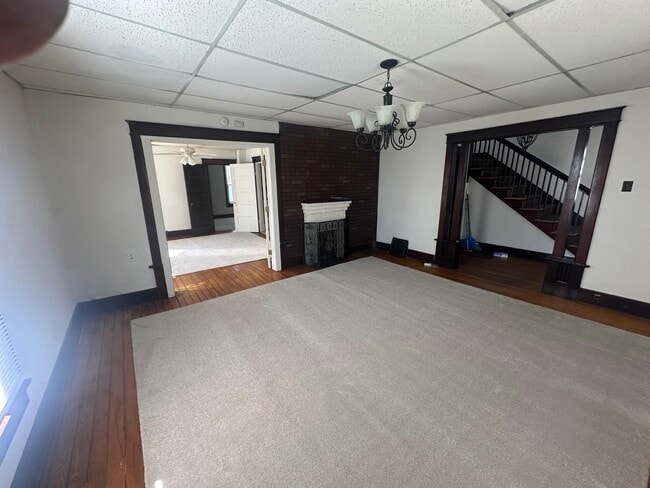 Building Photo - 21 Anderson Ave