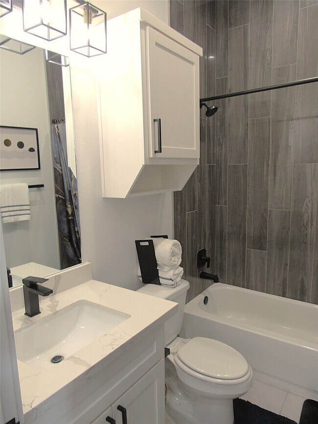 Building Photo - 51 Rd 6613