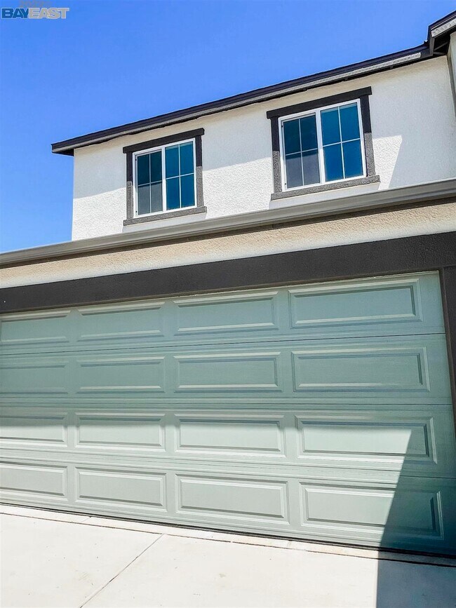 Building Photo - 2280 Craig Ct