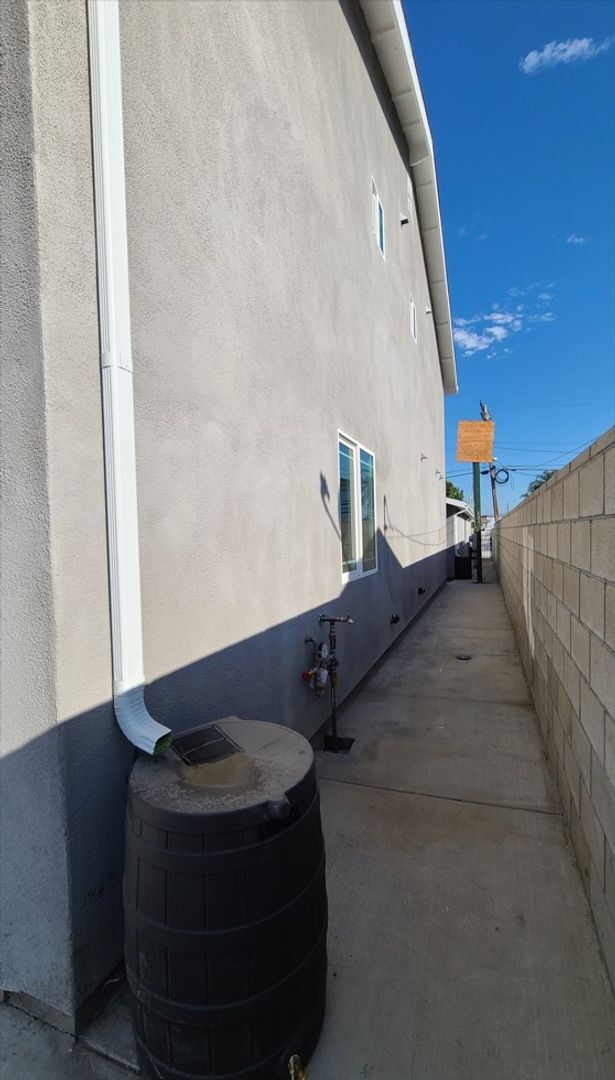 Building Photo - 129(425)