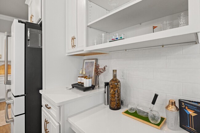 Building Photo - 212 Blaze Blvd