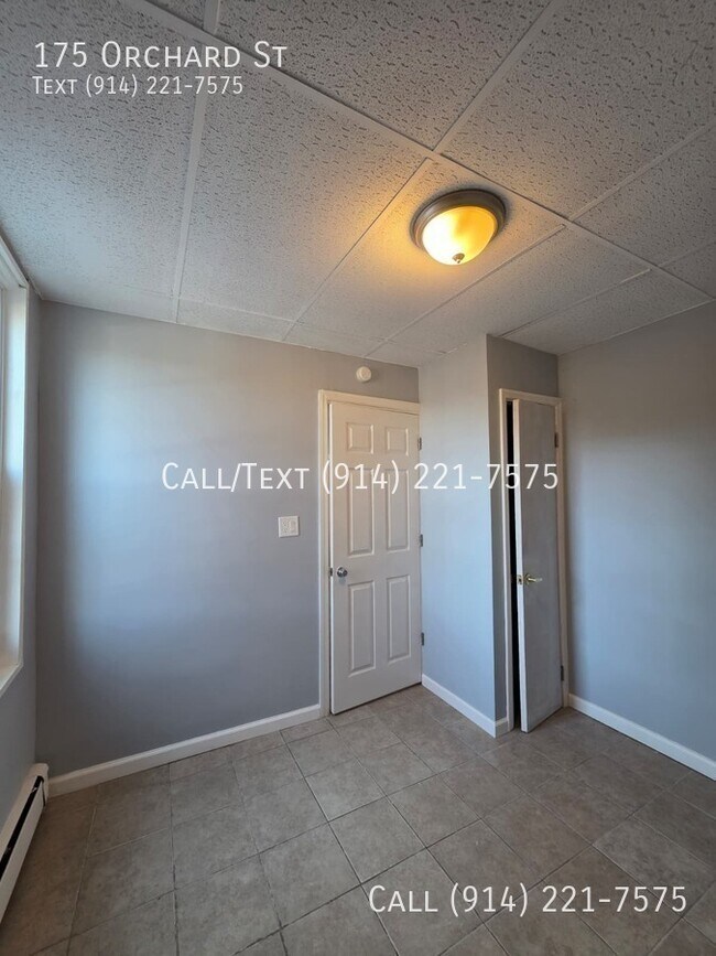 Building Photo - 175 Orchard St