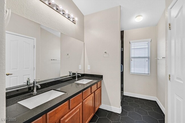 Building Photo - 1554 Ward Frontier Ln