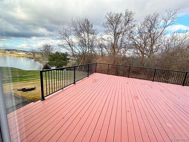 Building Photo - 19479 Scenic Harbour Dr