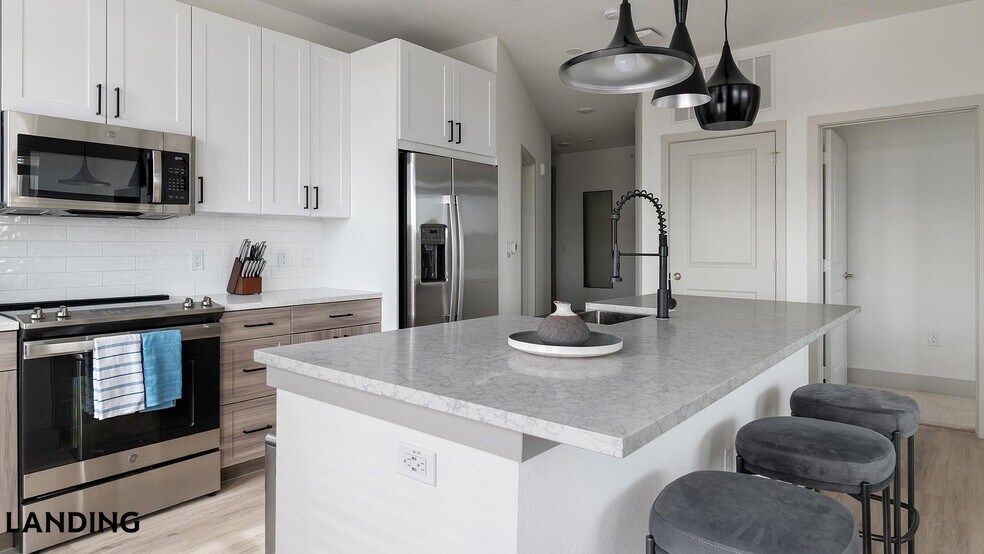 Building Photo - 4401 Bunker Hill Rd