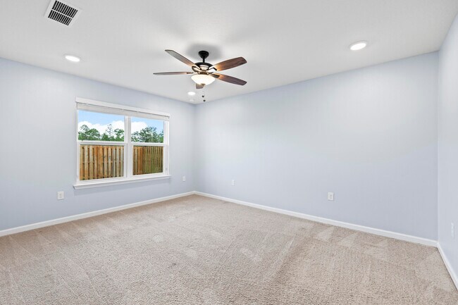 Building Photo - 505 Merganser Way