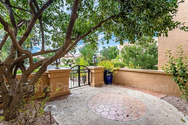 Building Photo - 8602 E Vista Del Lago