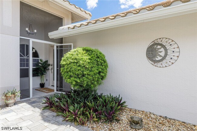 Building Photo - 8654 Mustang Dr